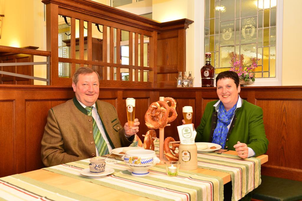 Autenrieder Brauereigasthof Ichenhausen Kültér fotó