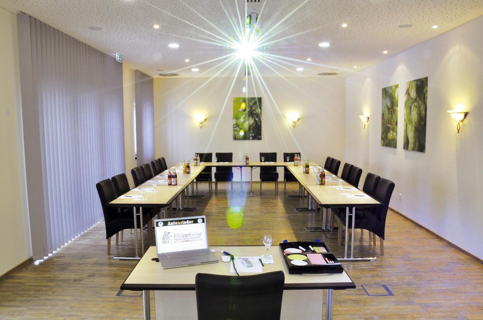 Autenrieder Brauereigasthof Ichenhausen Kültér fotó