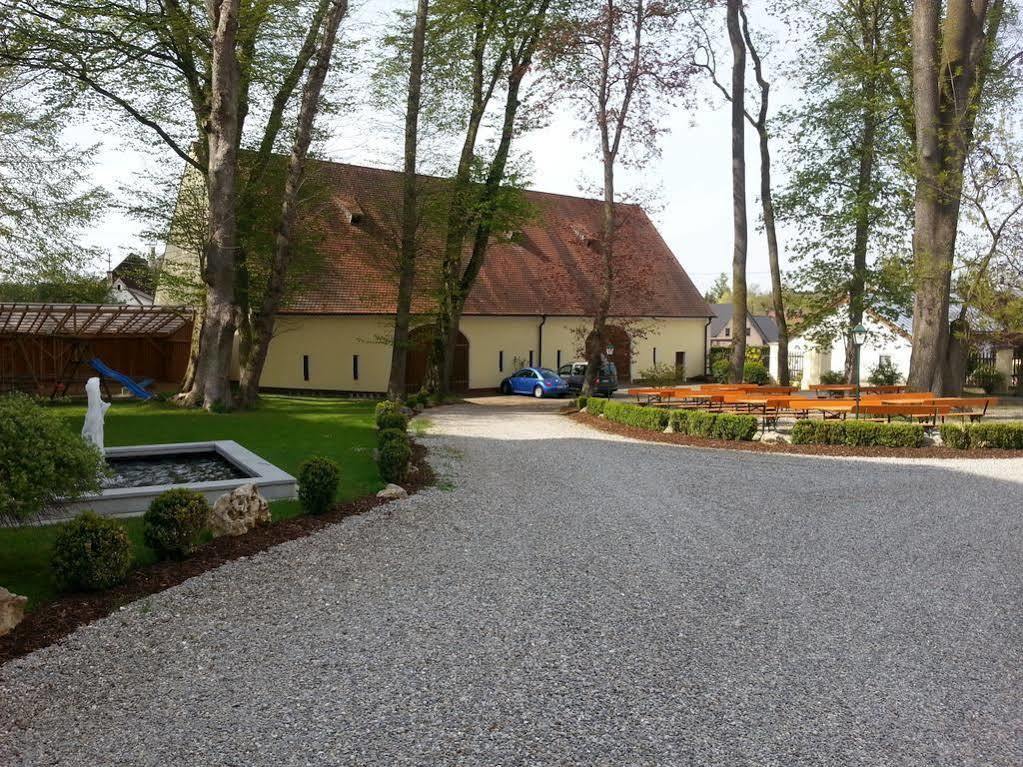 Autenrieder Brauereigasthof Ichenhausen Kültér fotó